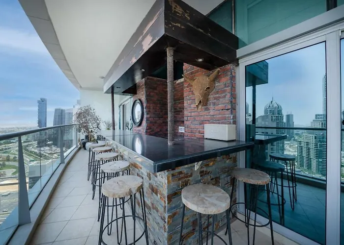 Luxury 2 Bed With Private Bar And Full Marina View