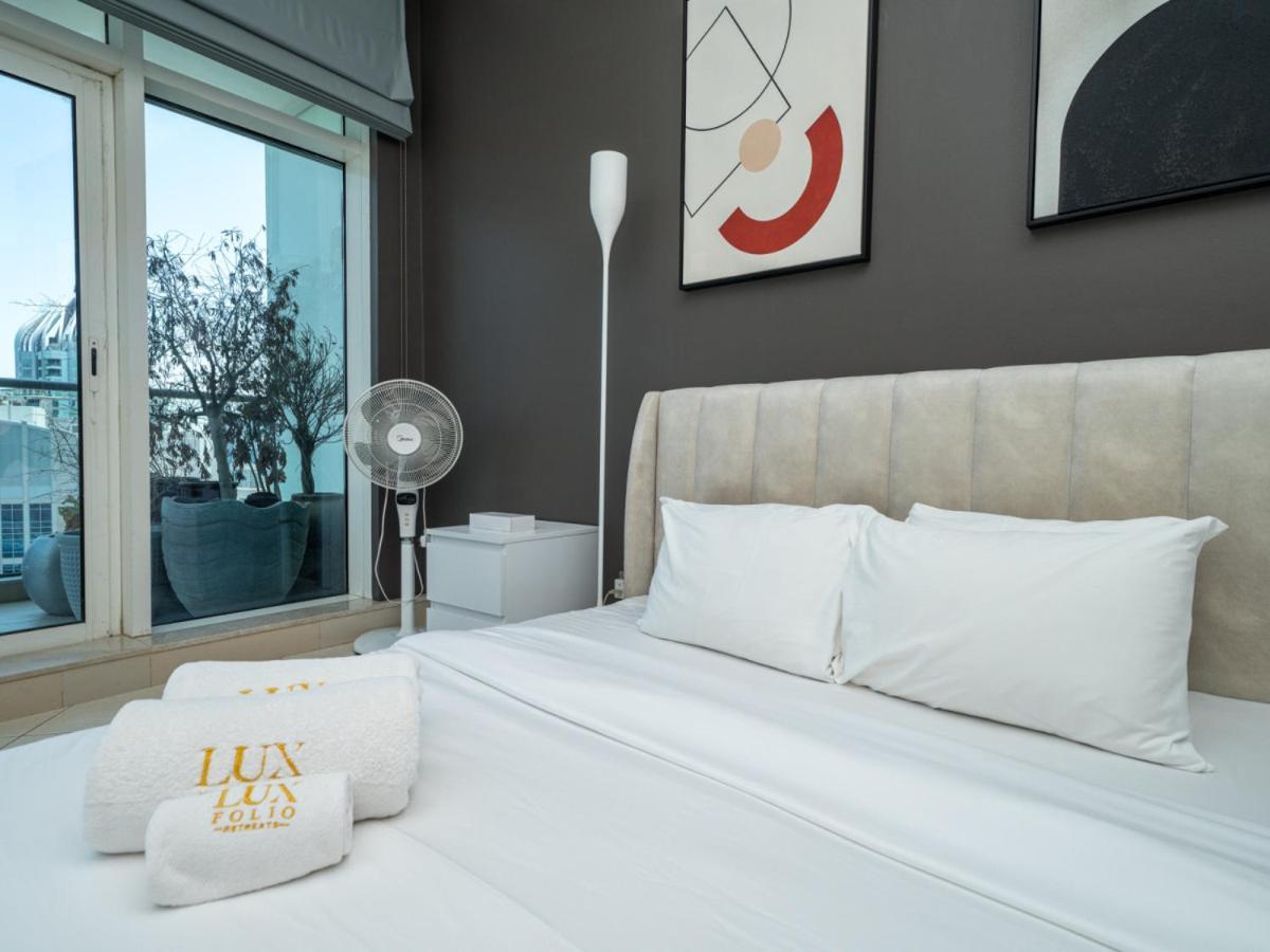 Apartment Luxury 2 Bed With Private Bar And Full Marina View