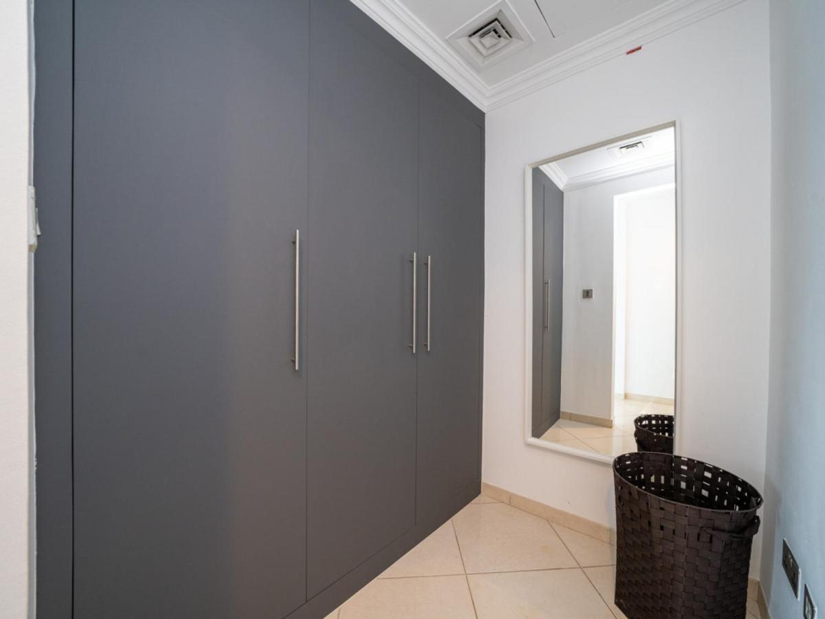 Apartment Luxury 2 Bed With Private Bar And Full Marina View