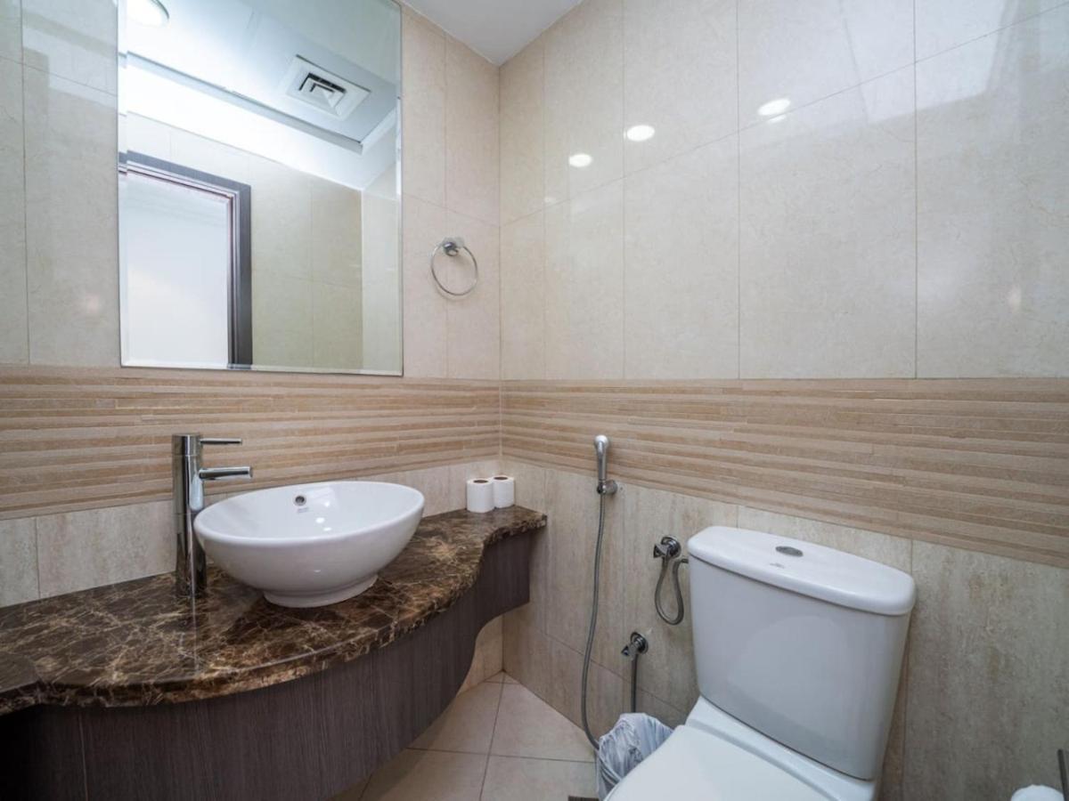 Luxury 2 Bed With Private Bar And Full Marina View Apartment Dubai