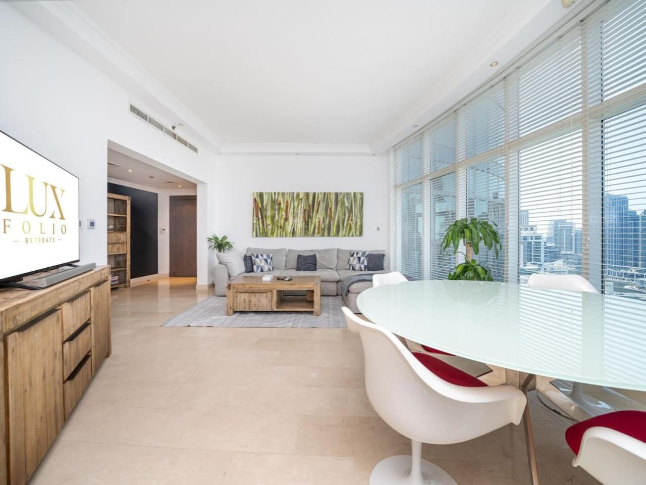 Apartment Luxury 2 Bed With Private Bar And Full Marina View Dubai
