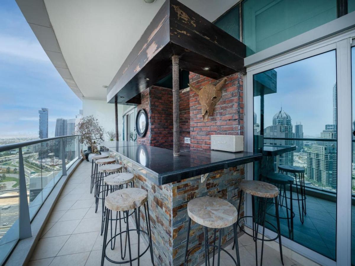 Luxury 2 Bed With Private Bar And Full Marina View Apartment Dubai